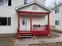 Building Photo - 1032 Knox Ave N