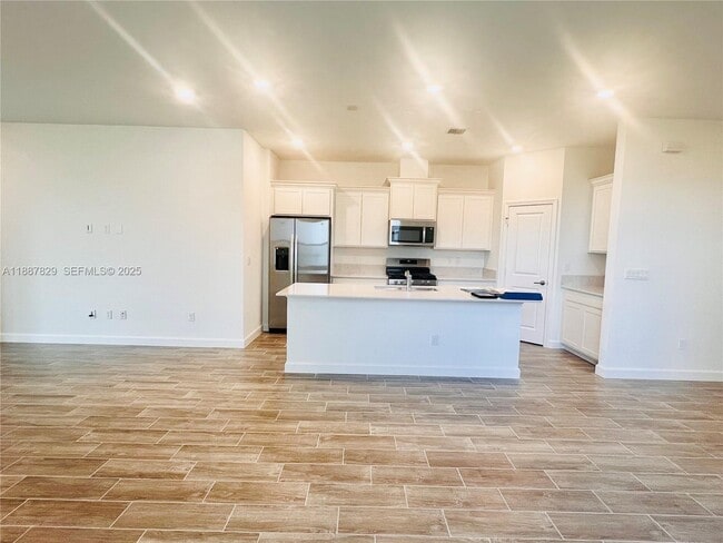 Building Photo - 1391 Tangled Orchard Tr