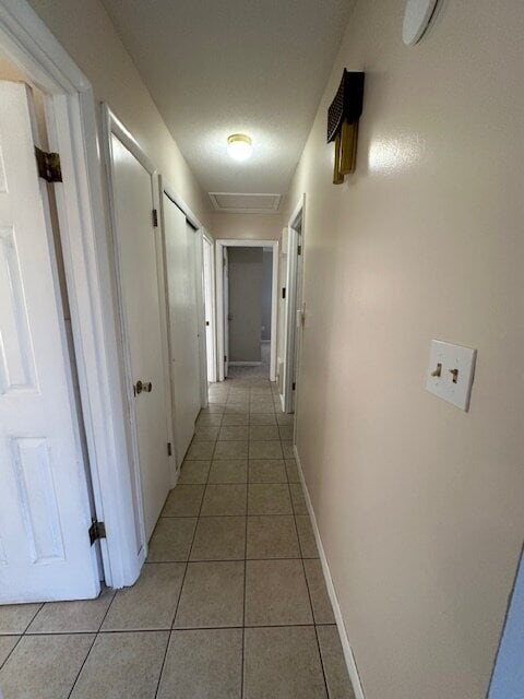 Building Photo - Lakeshore Gem with 3 Bedrooms and 2 Full Bathrooms in St. Cloud!