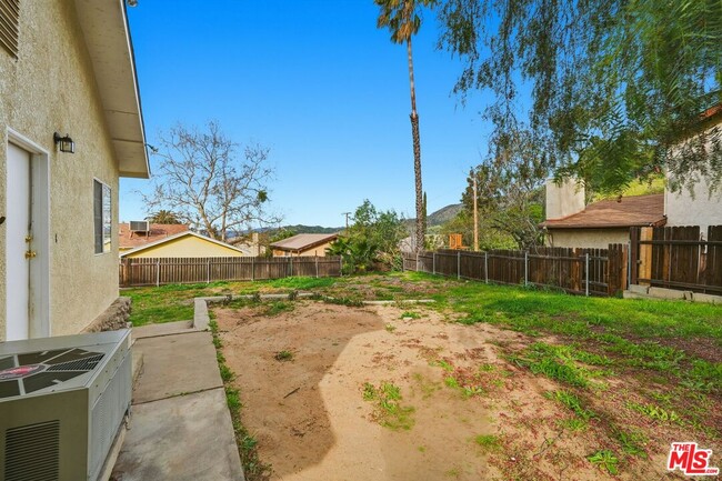 Building Photo - 11180 Tujunga Canyon Blvd