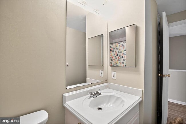 Building Photo - 7506 Summer Blossom Ln