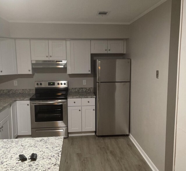 Primary Photo - 7626 Claybrook Rd