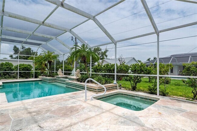 Building Photo - 23420 Peachland Blvd