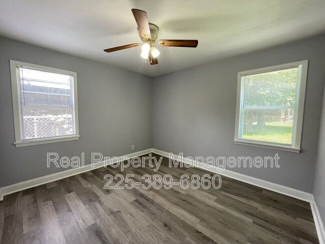 Building Photo - 6822 Merrydale Ave
