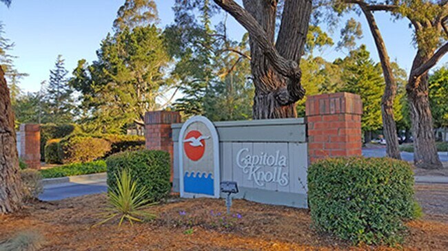 Building Photo - Beautiful Capitola Condo minutes from Capitola Village!