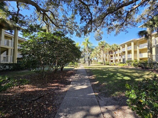 Building Photo - 2690 Coral Landings Blvd