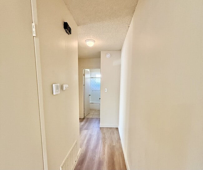 Building Photo - 2120 Chrysler Dr
