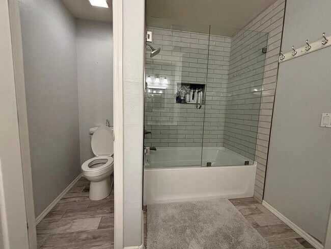 Building Photo - 3136 E Brookwood Ct