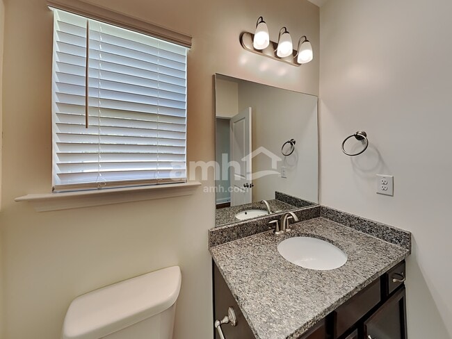 Building Photo - 269 Makenna Dr