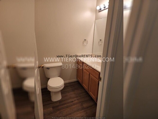 Building Photo - no deposit option available for qualified ...