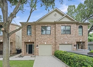 Building Photo - 4536 Mallow St