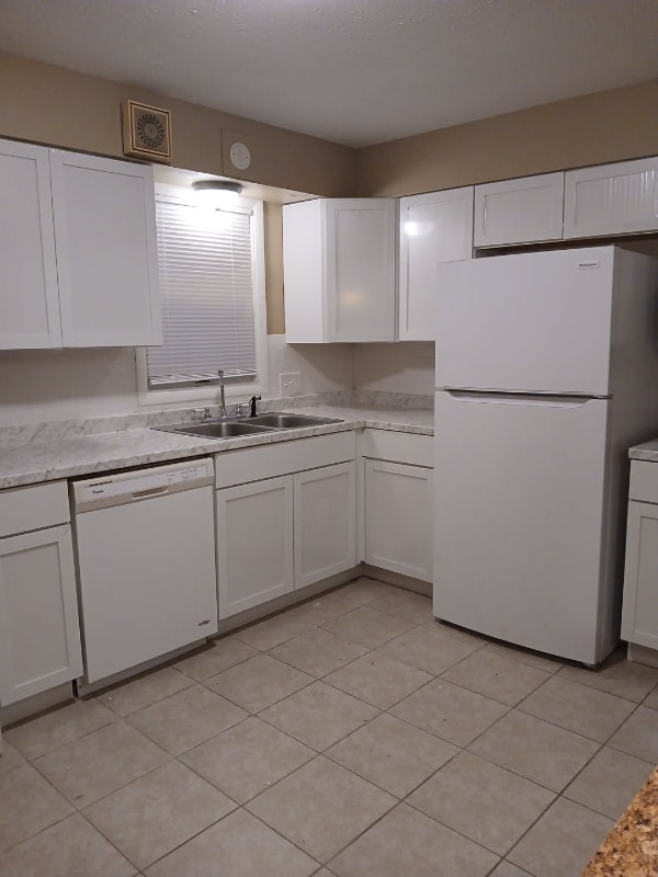 Building Photo - 6016 Pratt St