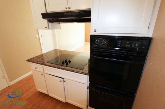 Building Photo - $4695 - 3 Bd/2 Ba Two Story Single Family Home in West San Jose