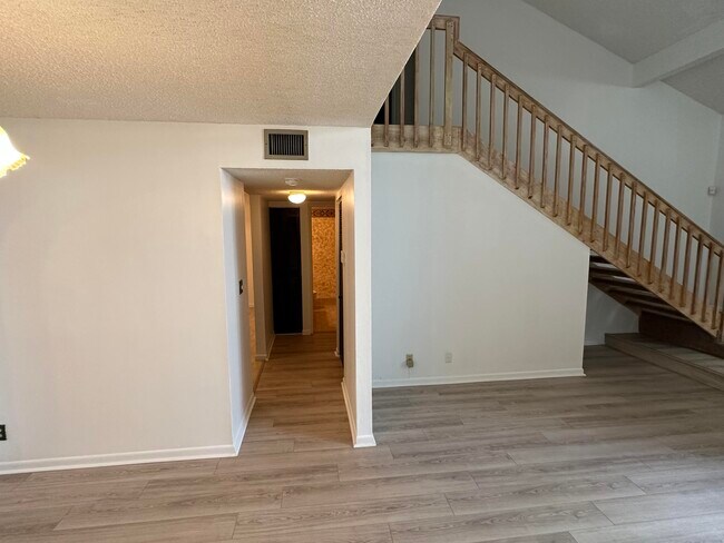 Building Photo - 22424 Thousand Pines Ln