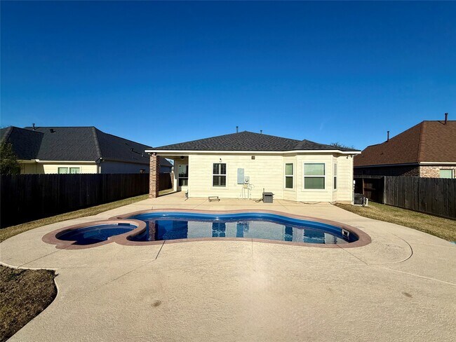 Building Photo - 9206 Anna St