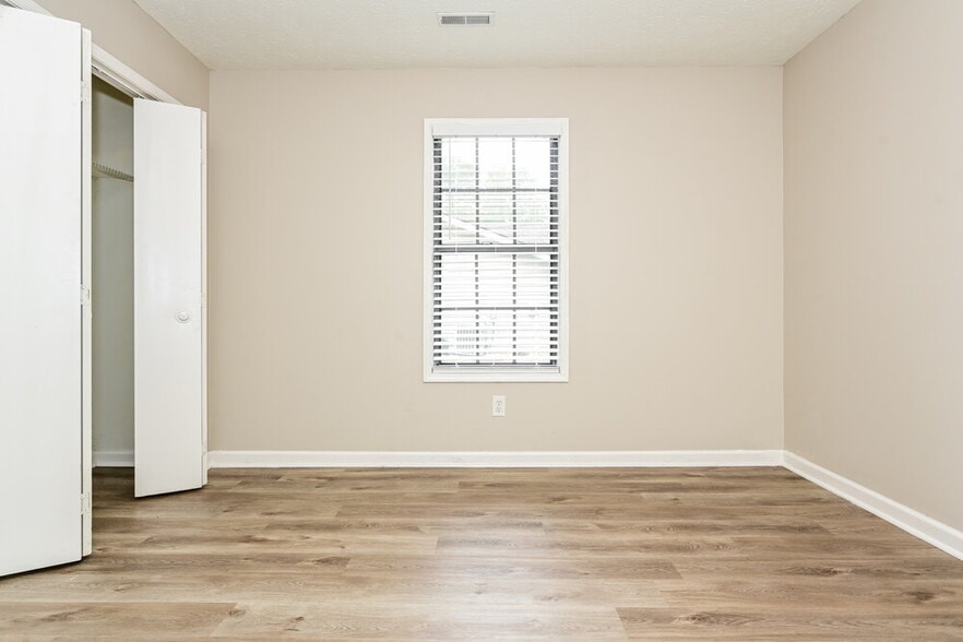 Building Photo - 8983 Habersham Dr