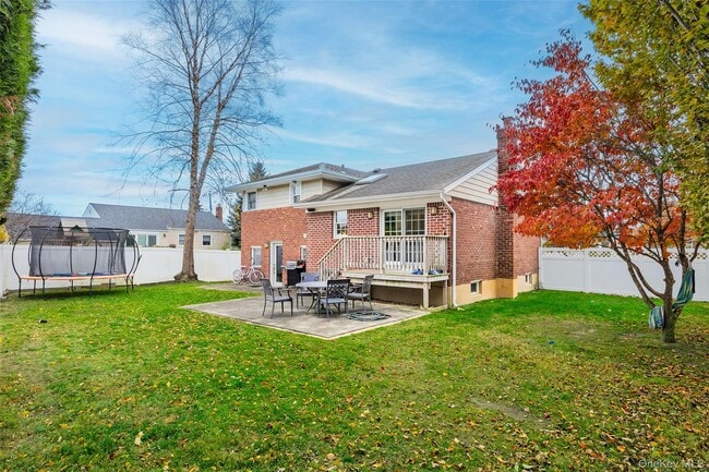 Building Photo - 78 Scott St