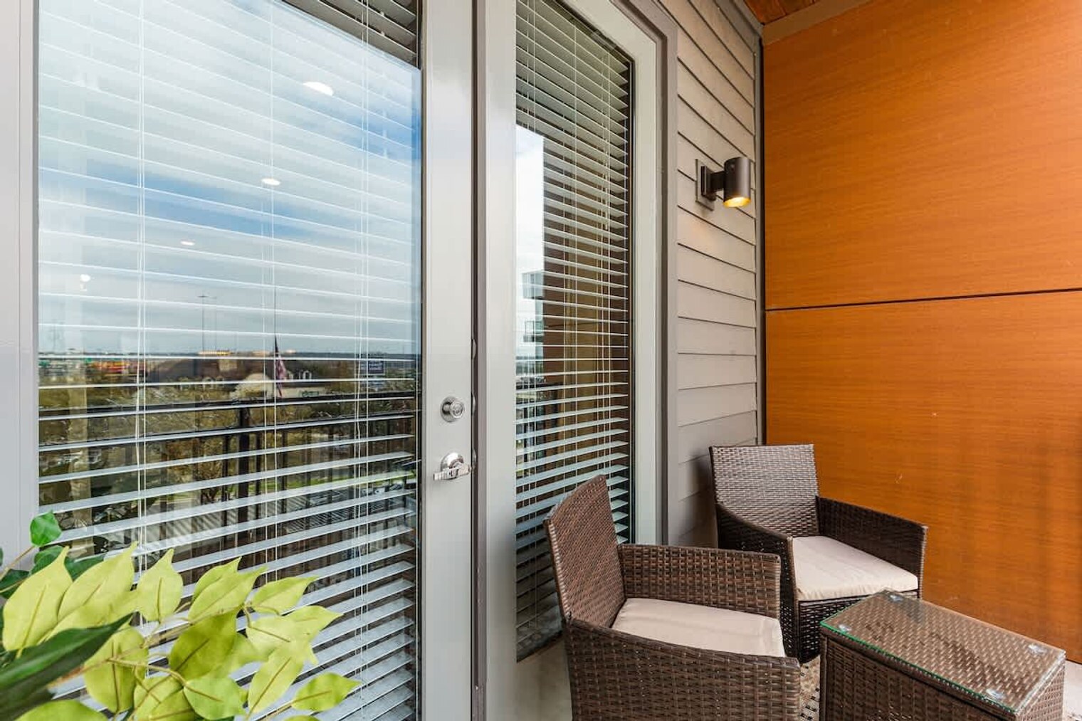 Building Photo - 9127 Research Blvd