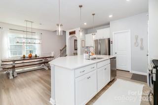 Building Photo - 4268 Coachwhip Ave