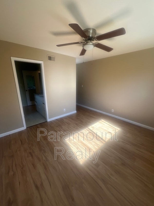 Building Photo - 7698 Redbud Ct