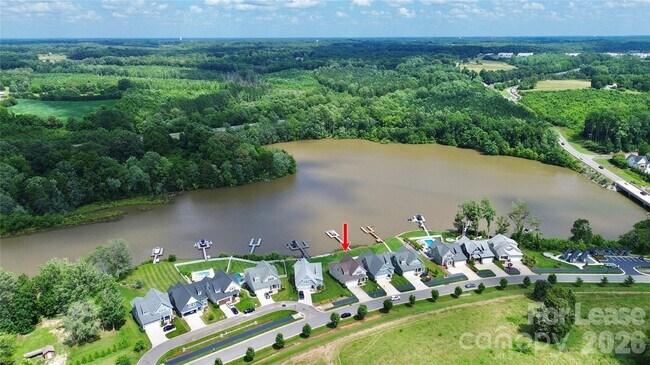 Building Photo - 136 Preston Rd