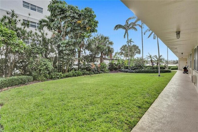 Building Photo - 101 N Birch Rd