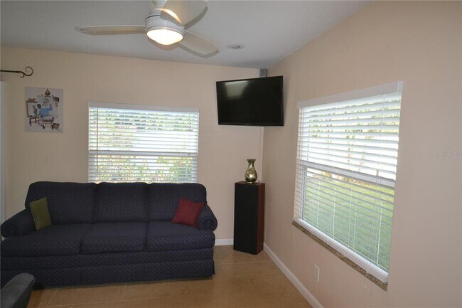 Building Photo - 3276 Buckhorn Dr