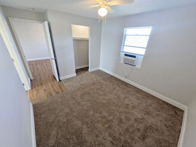 Building Photo - 506-512 Northwood Road