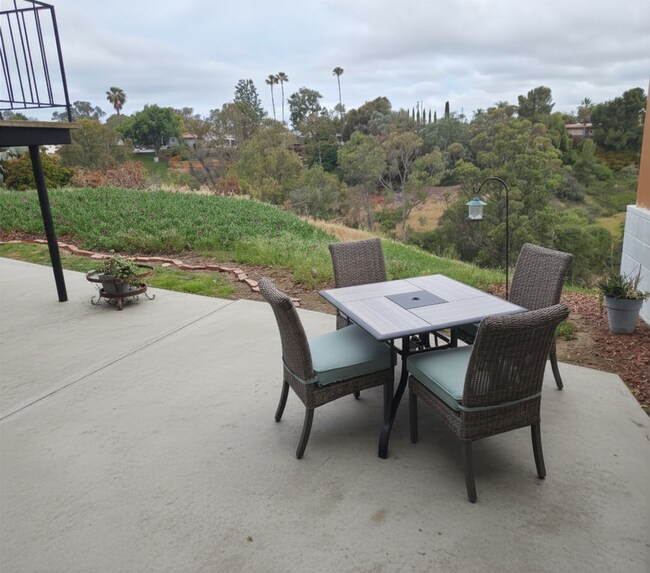 Building Photo - Shh....Clairemont's Best kept SECRET!