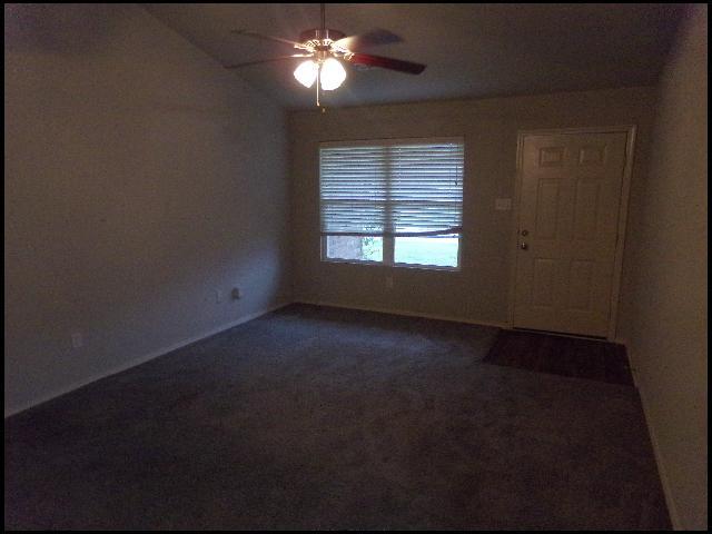 Building Photo - 6097 Saddle Hill Dr