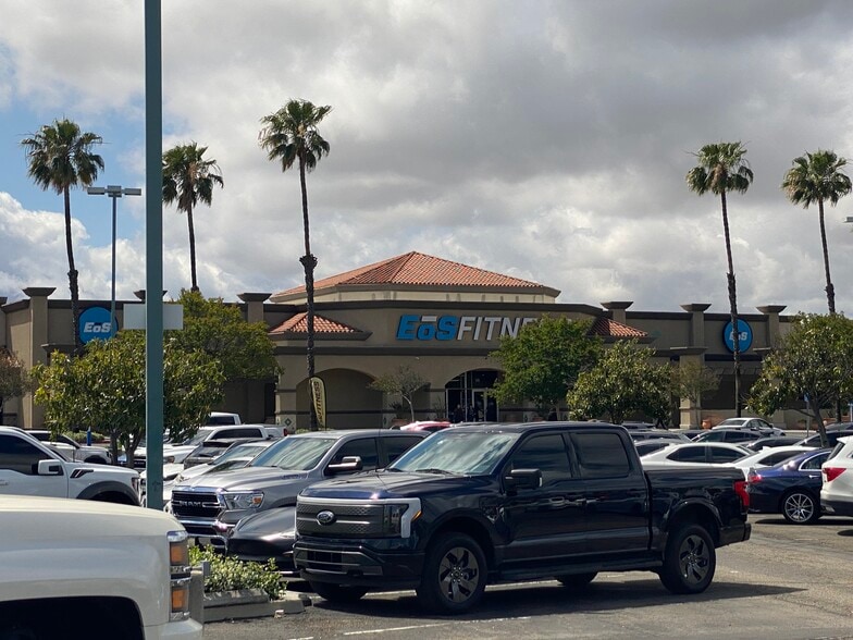 Building Photo - 200 E Alessandro Blvd