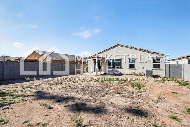 Building Photo - 5309 S 18th Pl