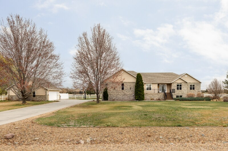 Building Photo - 212 Mulligan Lake Dr