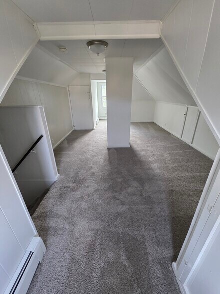 Building Photo - 22 Wadleigh St