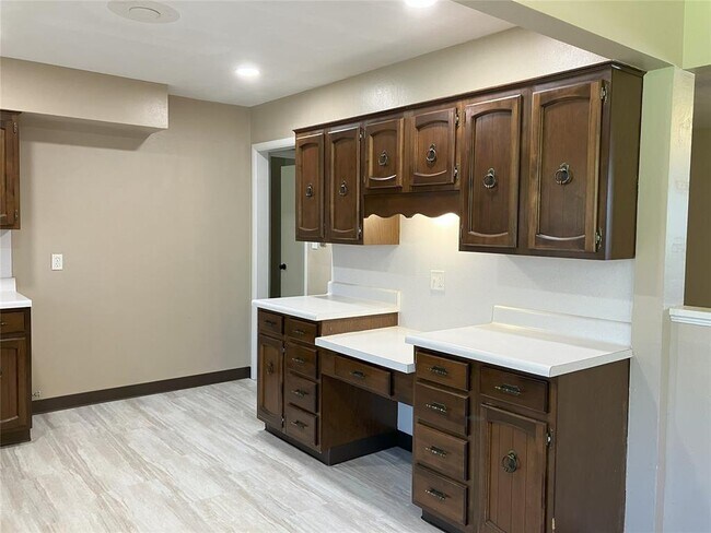 Building Photo - 217 Byrd Dr