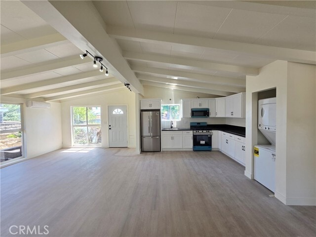 Building Photo - 13030 Bradwell Ave