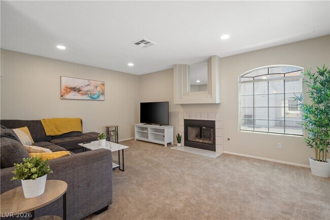 Building Photo - 8216 Diamond Star Ct