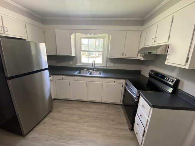 Building Photo - 7568 Carrollburg Dr