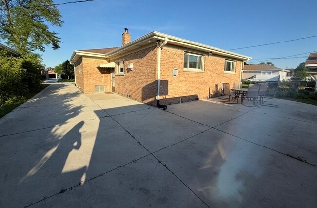 Building Photo - 4528 Grace St