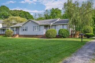 Building Photo - Corporate / Seasonal / Mid-term Rental - Furnished