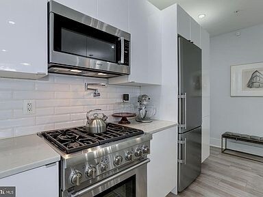 Building Photo - 3112 13th St NW