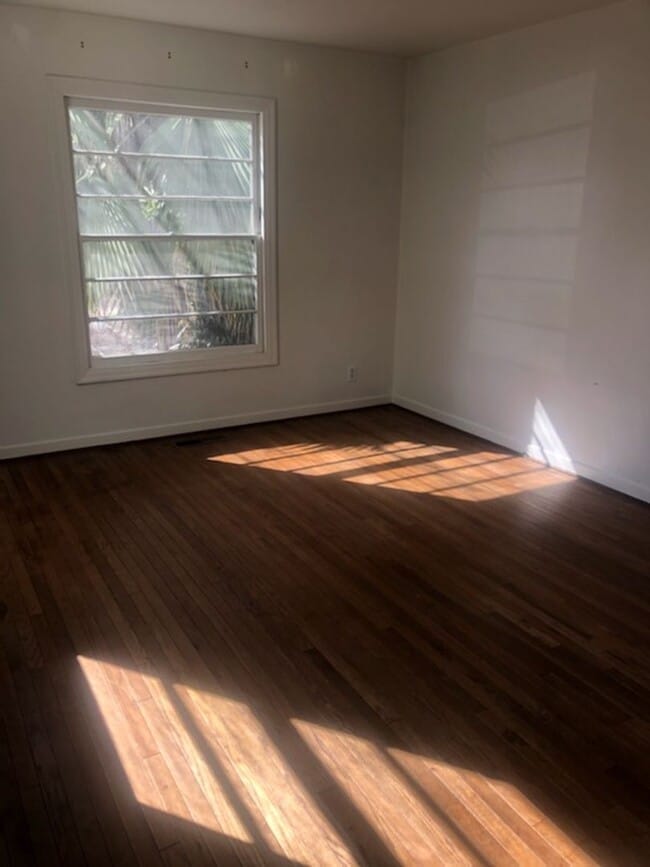 Building Photo - SHOWING Saturday 5/10 @ 10:45AM and 12pm a...