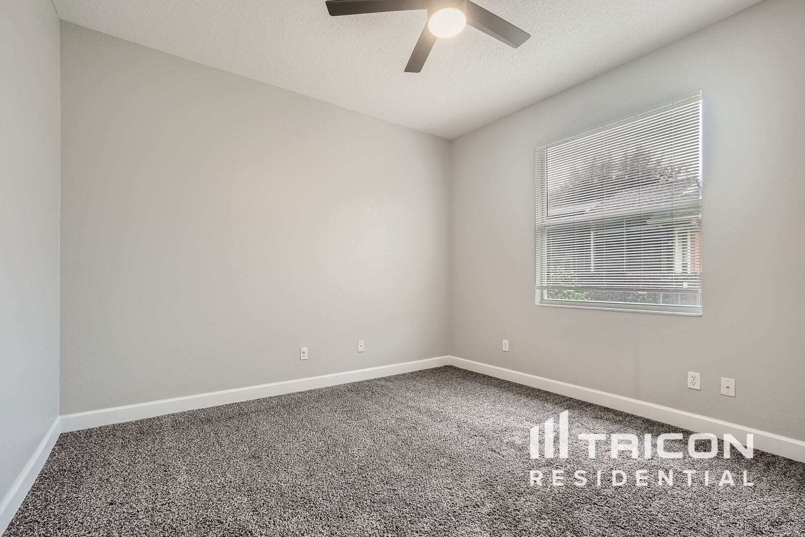 Building Photo - 639 Gulf Land Dr