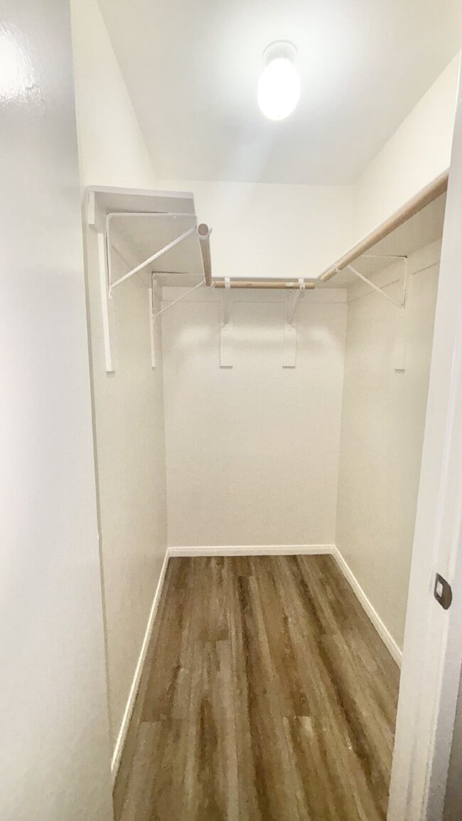 Building Photo - Cozy La Q Cove Long Term Rental Available Now!