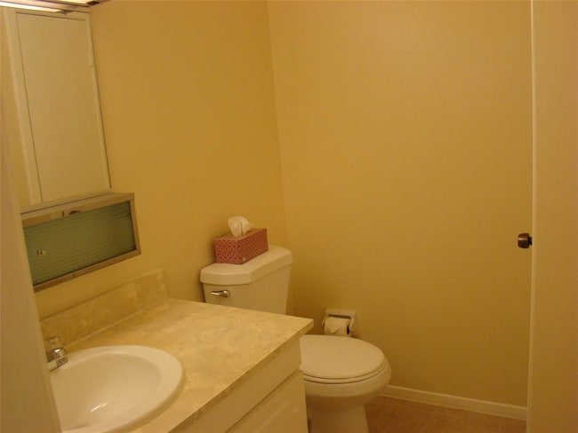 Building Photo - 505 Westcott St