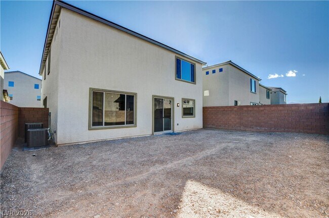 Building Photo - 6360 Pipers Brk Ln