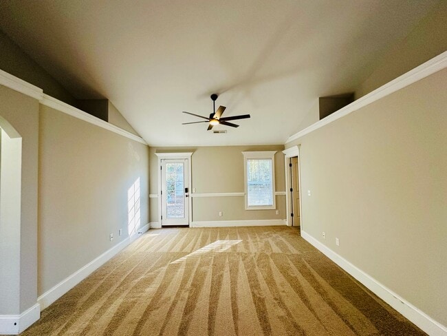 Building Photo - KINGS GRANT - Three bedroom/two bathroom home located within minutes to I40, MLK Parkway and Down...