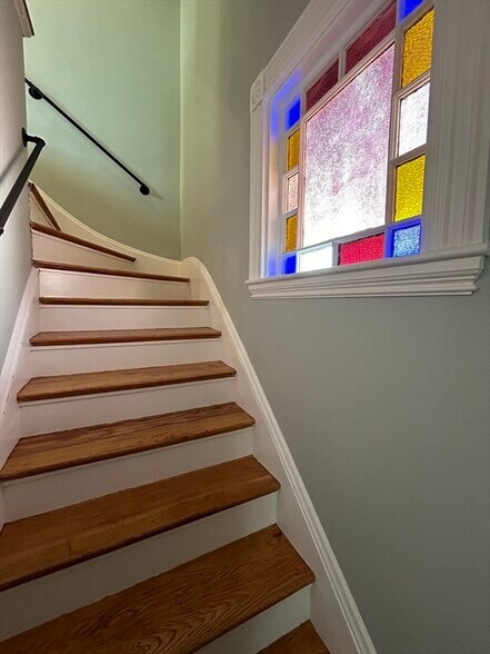 Building Photo - 35 Amherst St