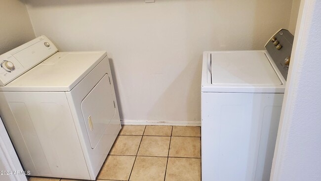 Building Photo - 7801 N 44th Dr