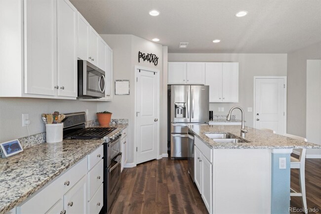 Building Photo - 12855 Randles Ave